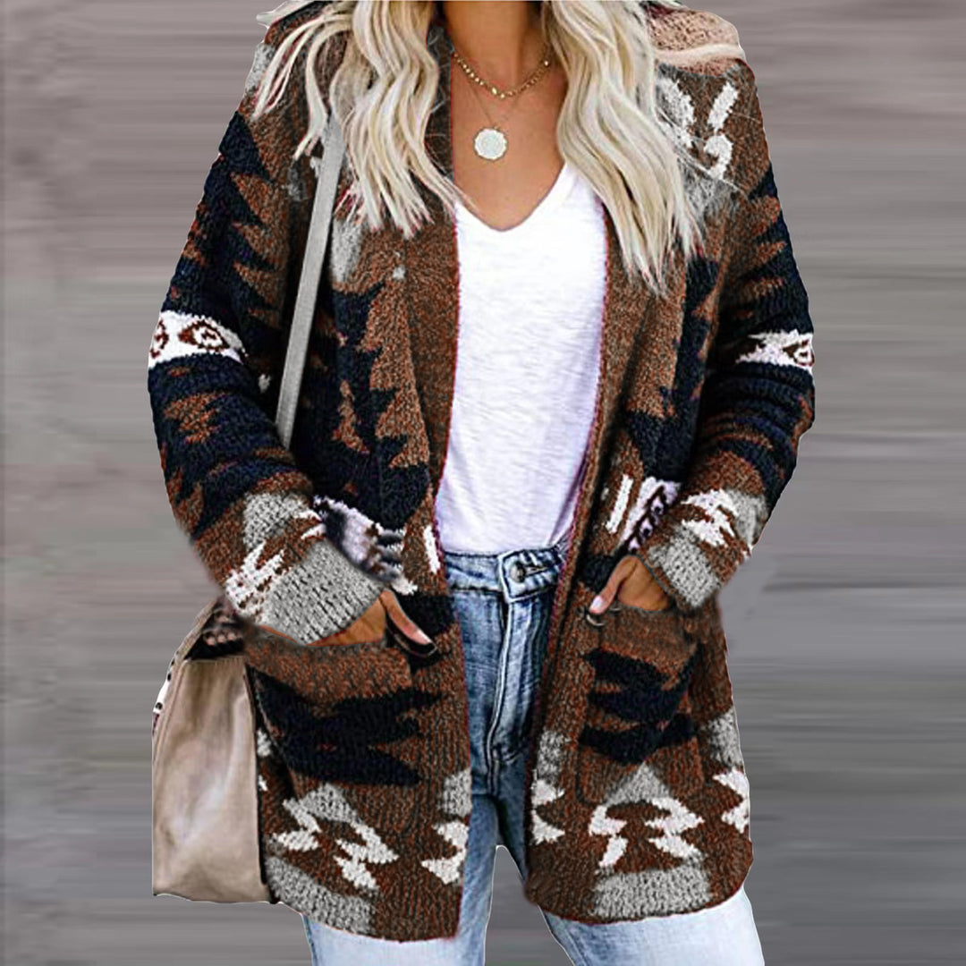Damen Strickjacke im modernen Ethno-Design mit aufgesetzten Taschen und lässigem Schnitt EB
