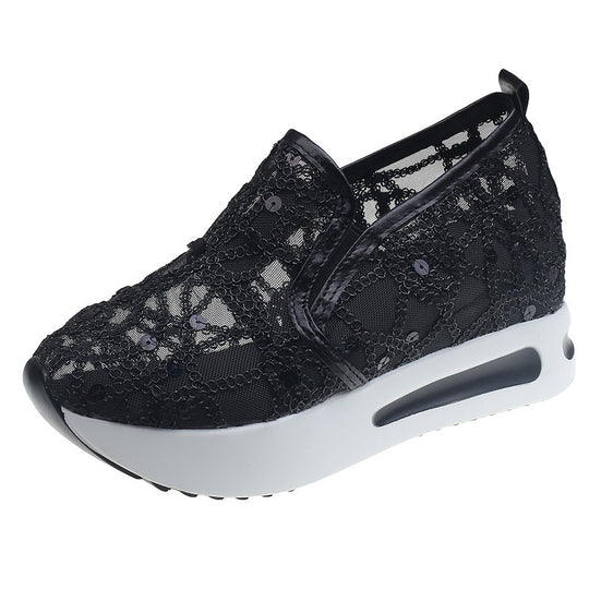 Damen Elegante Keil-Slipper mit transparentem Mesh, Paillettenstickerei und dämpfender Plateau-Sohle EB