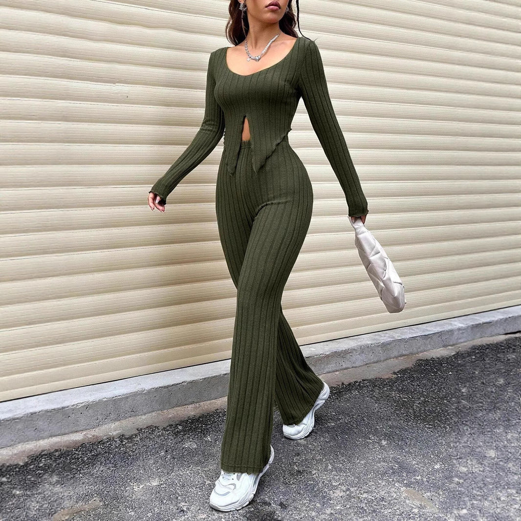 Damen Strickanzug mit modischem Cut-Out EB