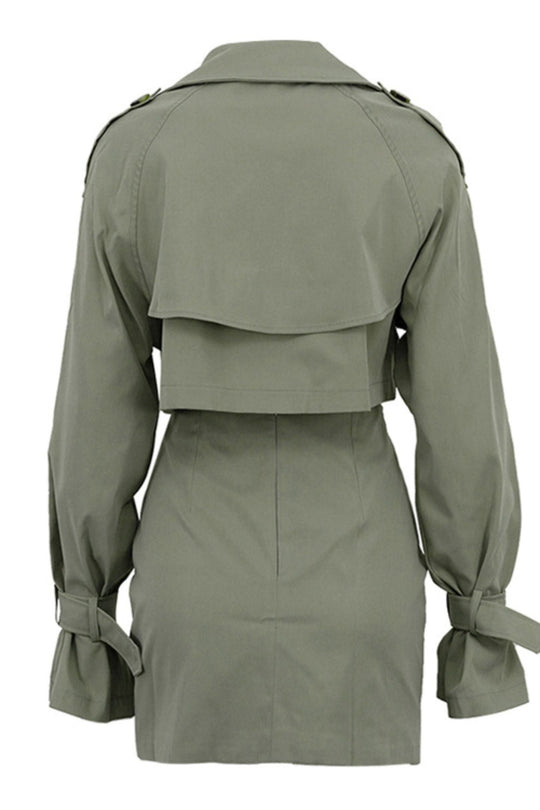 EB | Knopfdetail Gekürzte Jacke & Minirock-Set