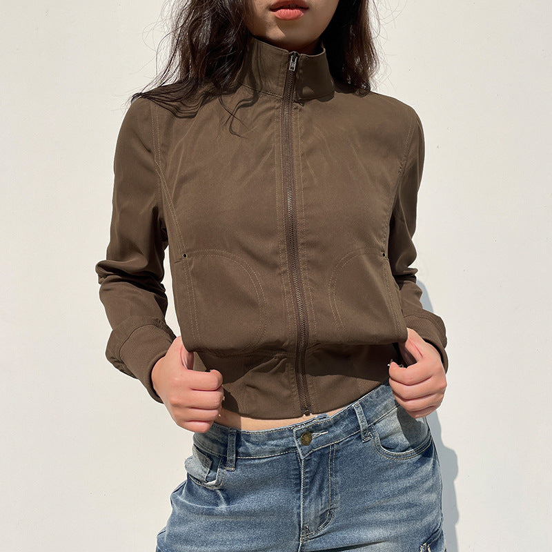 Damen nan taillierte Kurzjacke mit Stehkragen, durchgehendem Reißverschluss und elastischem Bund EB