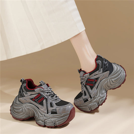 Damen Hochperformante Lifestyle-Sneaker mit überdimensionaler Sohle EB