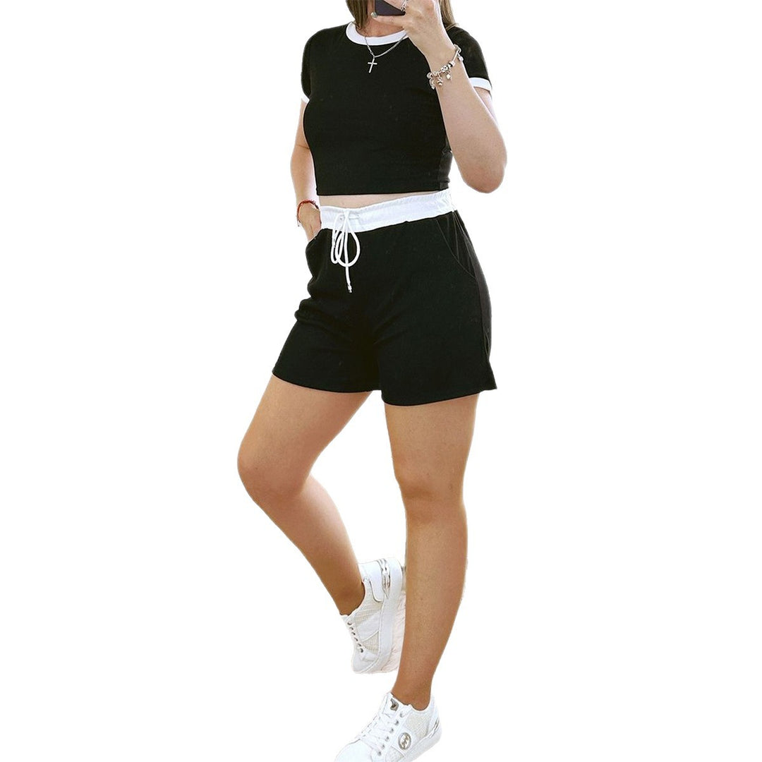 Damen Lässiges Zweiteiliges Set mit hoch geschnittenem Oberteil und kurzen Hosen EB