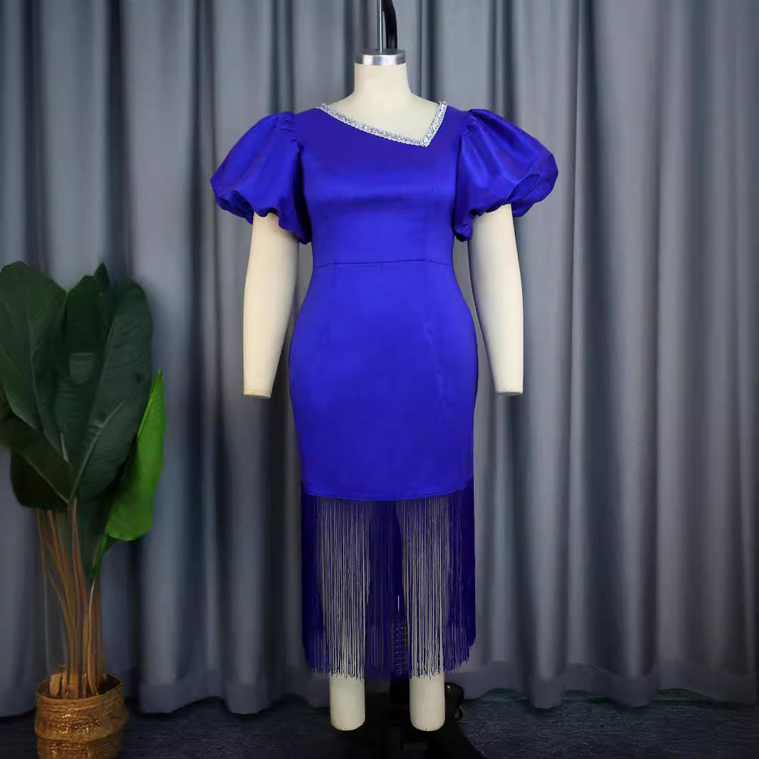 Damen Glamouröses Abendkleid mit voluminösen Puffärmeln und Fransen Saum EB