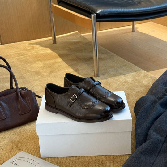 Damen Elegante Mokassins mit dekorativem Schnallenverschluss und handgefertigter Lederoberfläche EB