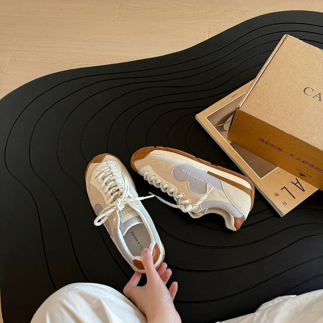 Damen Sneaker mit sportlichem Design und atmungsaktiver Oberfläche EB
