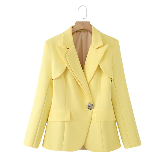 Damen elegante Blazerjacke mit strukturiertem Kragen und glänzenden Details EB