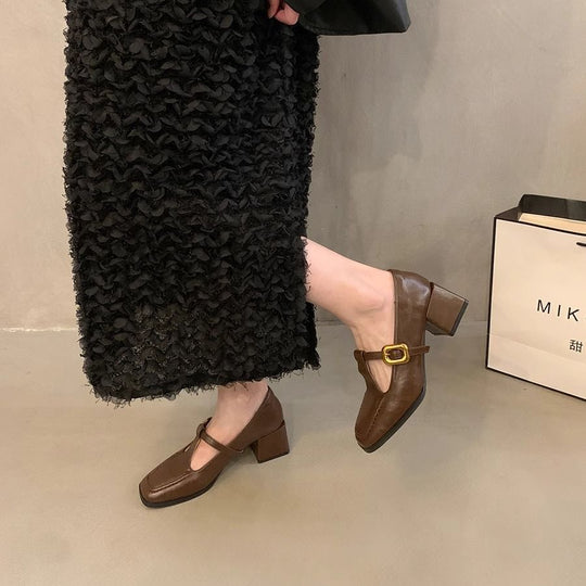 Damen elegante Mary Jane Pumps mit auffälliger Schnalle EB