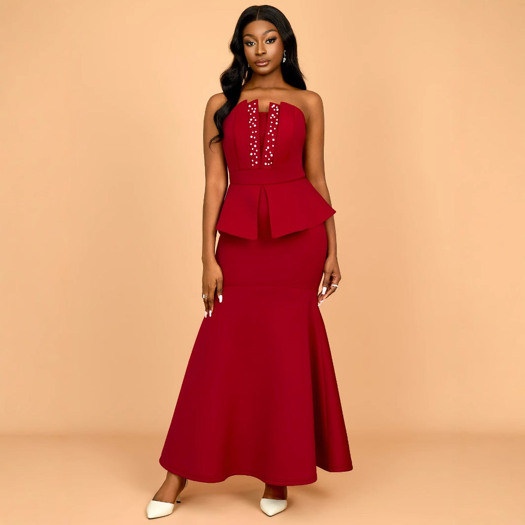 Damen Abendkleid mit schimmernden Details und voluminösem Peplum EB