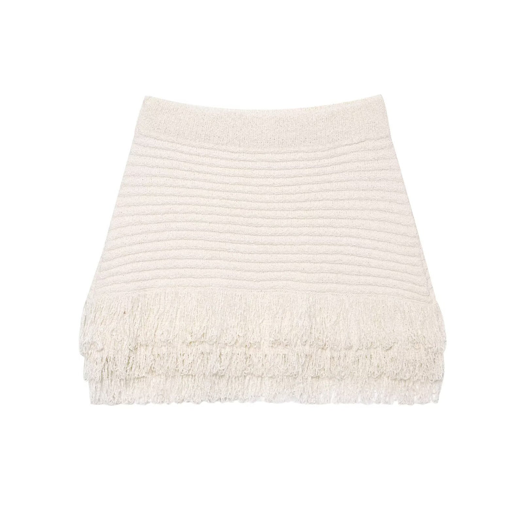 Damen Kurzarm-Strickjacke mit fransigem Saum und dekorativen Knöpfen EB