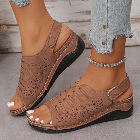 Damen Offene Sandalen mit feiner Durchbruchsstruktur EB