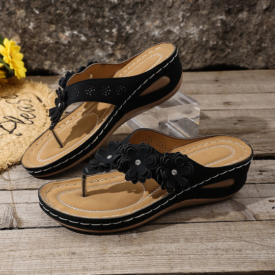 Damen Wedge-Sandaletten mit floralem Dekor und ergonomischem Fußbett EB