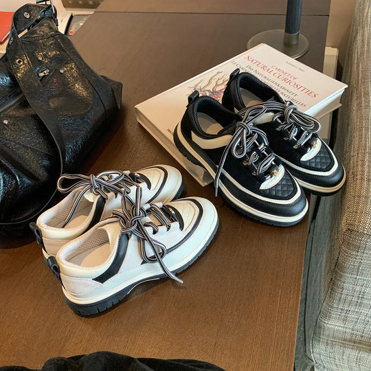 Damen Sportliche Freizeitsneaker mit modischen Details EB
