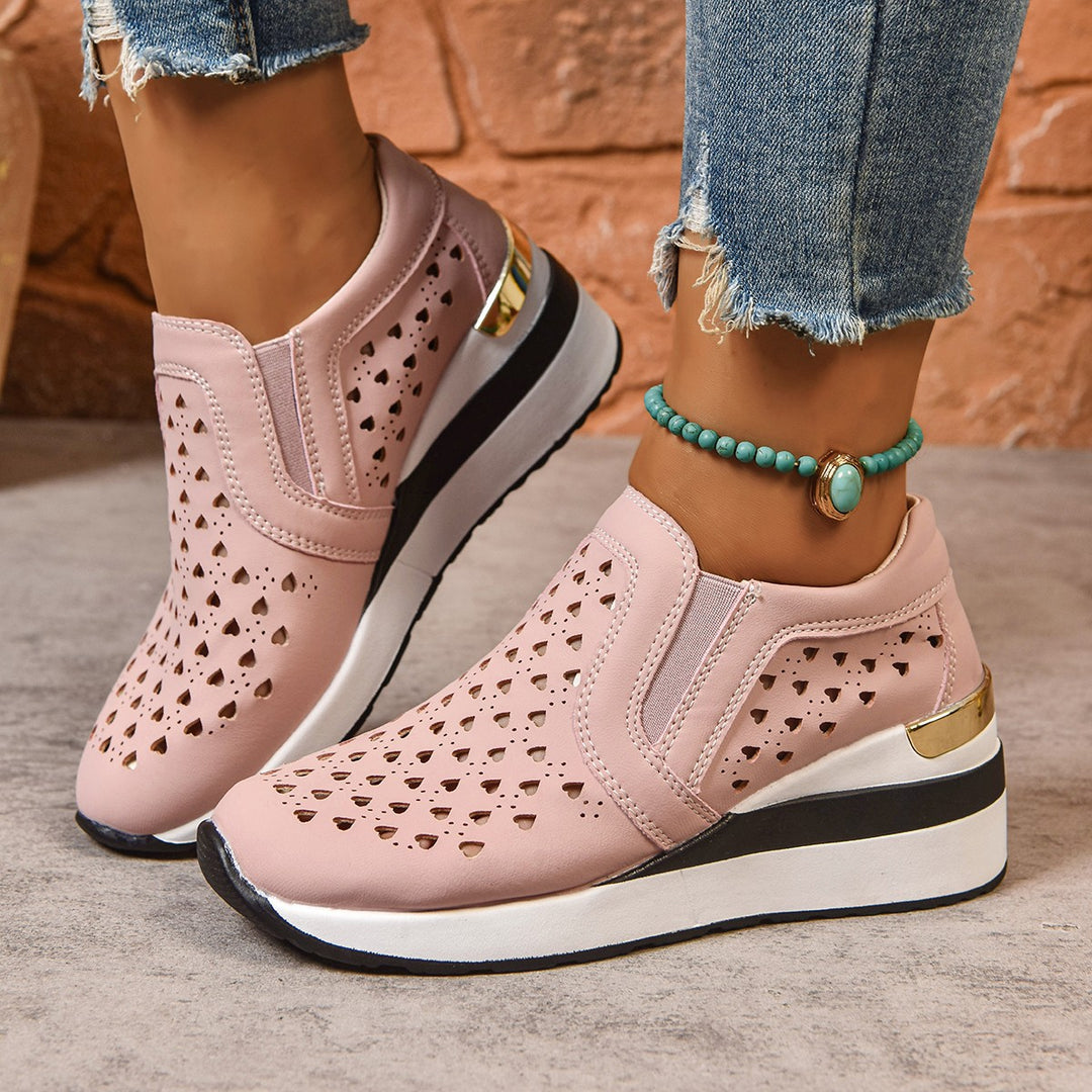 Damen Atmungsaktive Slip-On Sneakers mit hohem Komfort und dekorativem Lochdesign EB