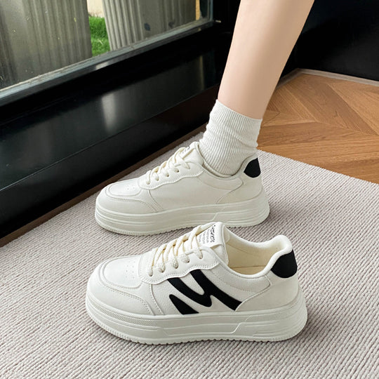 Damen Sneakers mit dicker Komfortsohle und modischem Logo EB