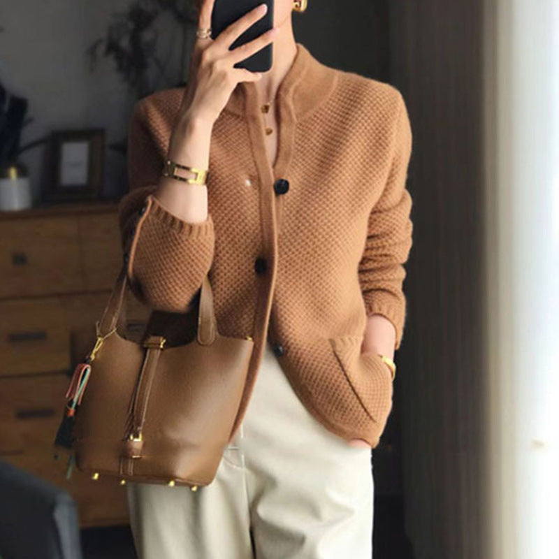Damen Strickjacke mit strukturiertem Design und praktischen Taschen EB