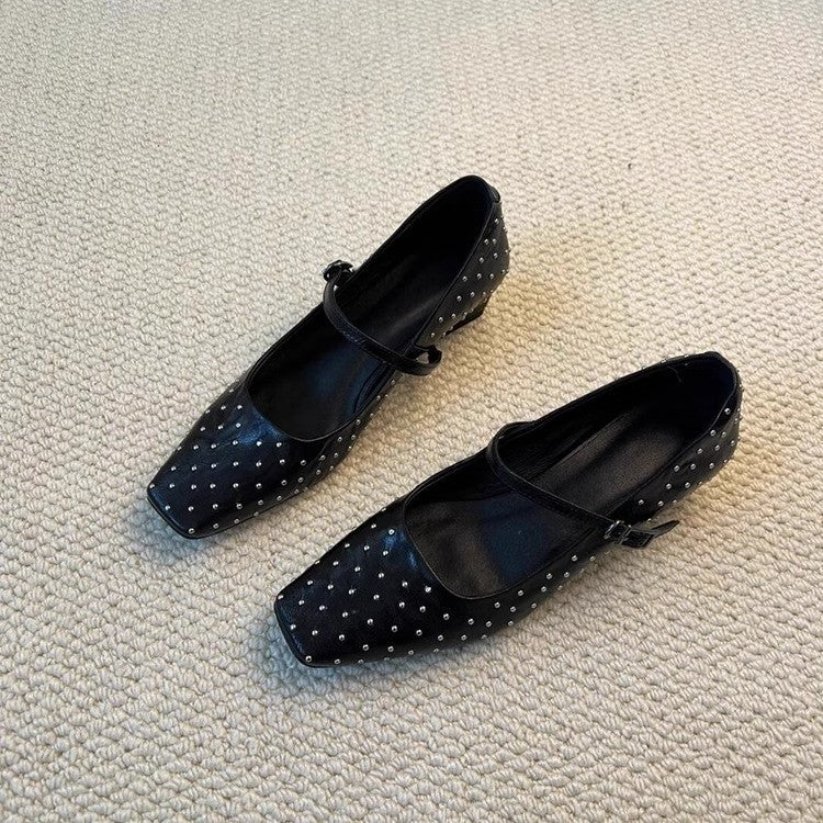 Damen Ballerinas mit dekorativen Nieten und Riemen von EB