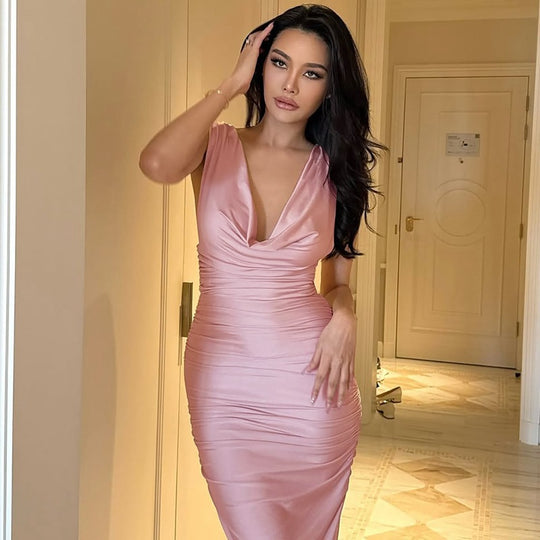 Damen Elegantes Maxikleid mit raffinierten Drapierungen EB