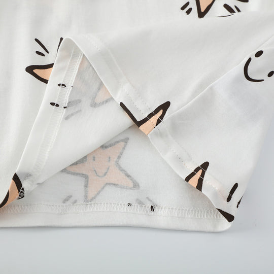 Kinder T-Shirt mit fröhlichem Sternenmuster EB