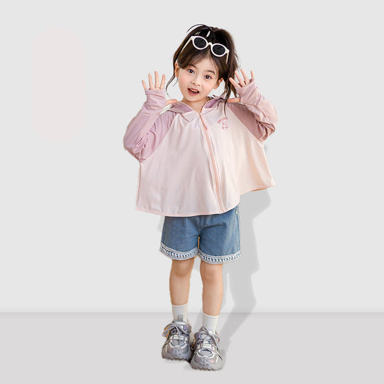 Kinder UV-Schutzjacke mit Kapuze und atmungsaktiven Eigenschaften EB
