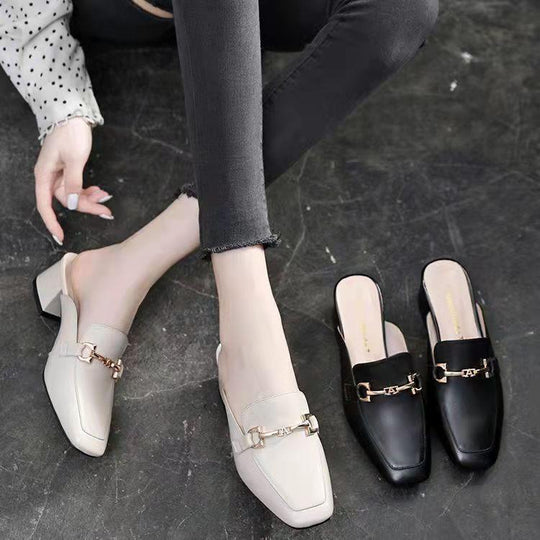 Damen elegante Mules mit modischem Blockabsatz und schickem Schnallen-Detail EB