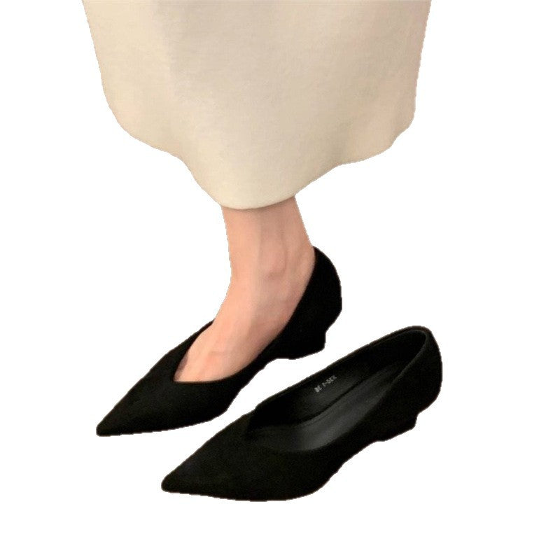 Damen spitze Wedge-Pumps aus samtweichem Velours EB