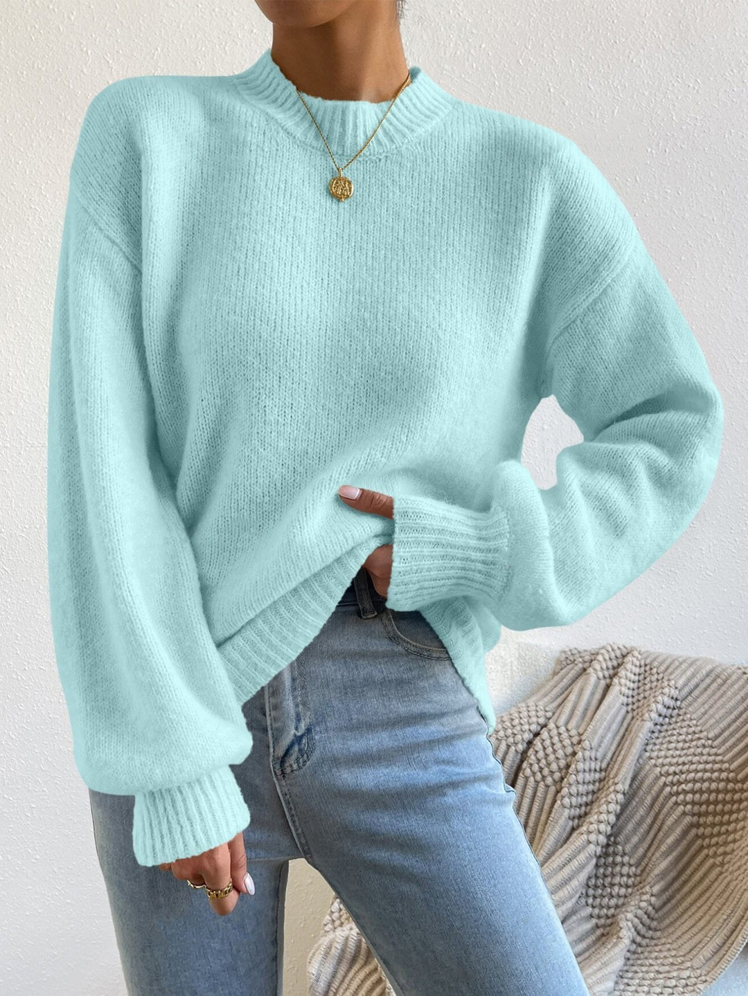 Damen Kuschelpullover mit weitem Schnitt und hochgeschlossenem Kragen EB