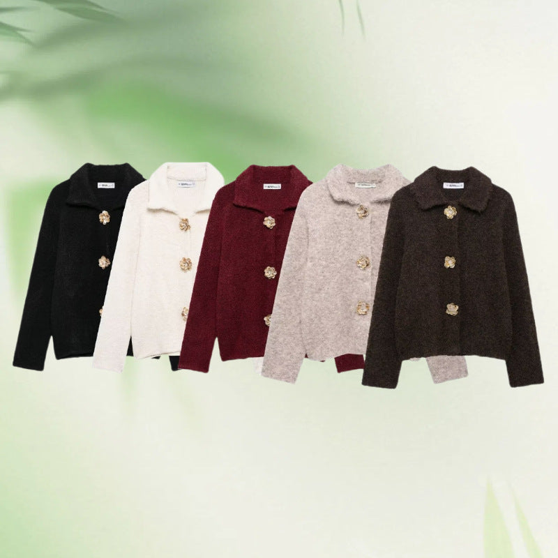 Damen Kuschelige Fluffy-Jacke mit dekorativen Knöpfen EB