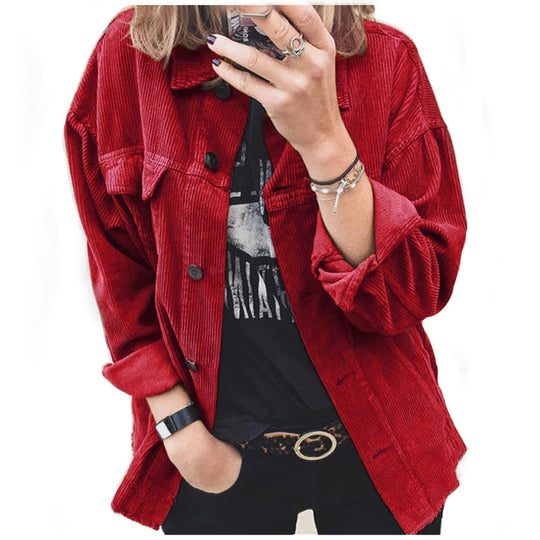 Damen modische Cordjacke mit praktischen aufgesetzten Taschen und lässigem Schnitt EB