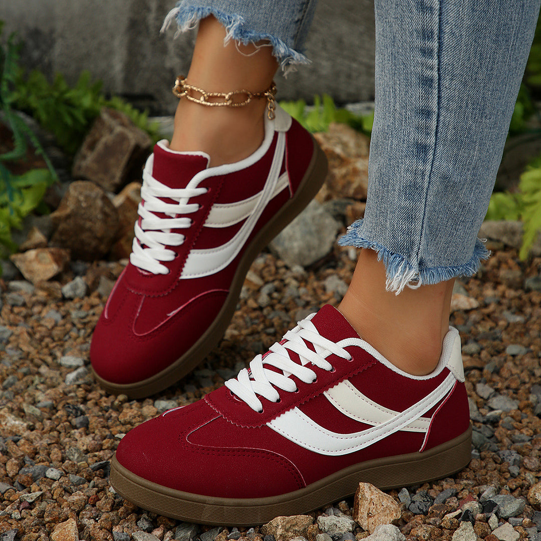 Damen Sportliche Sneakers im retro-inspirierten Style EB