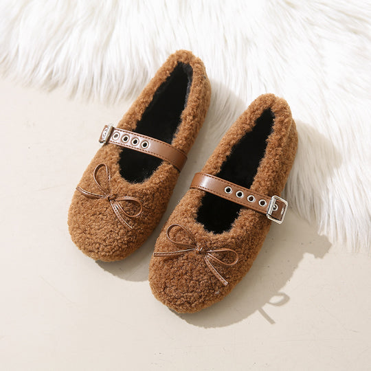 Damen Ballerinas aus kuscheligem Stoff mit verstellbarem Riemen und Schleifen-Applikation EB