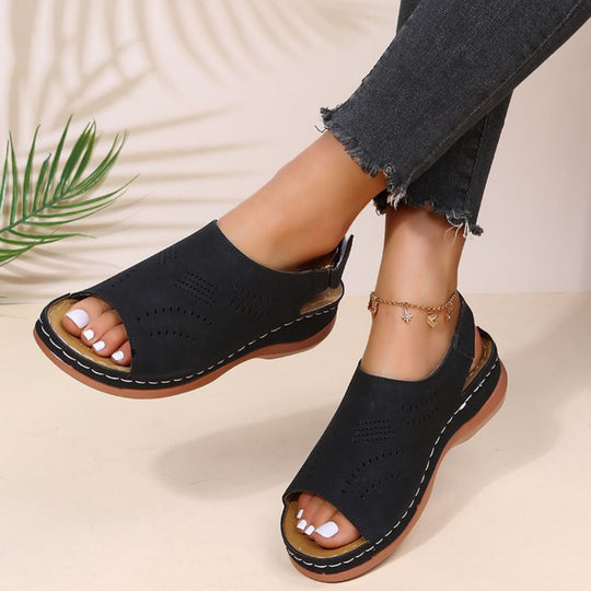 Damen elegante Sandalen mit atmungsaktiven Perforierungen EB