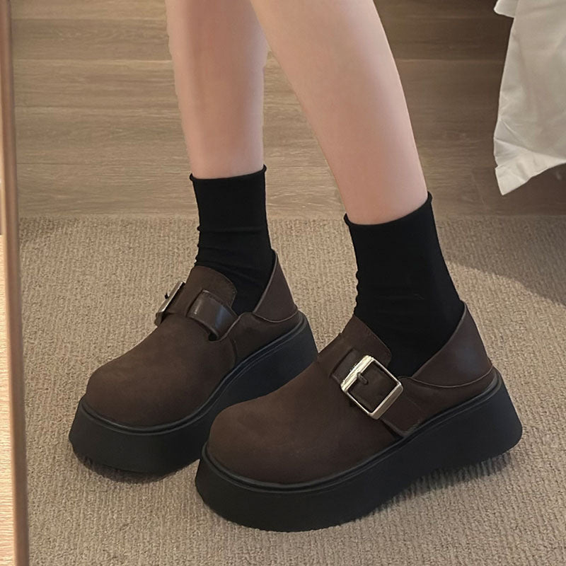Damen Plateau-Schuhe mit modischem Riemen von EB