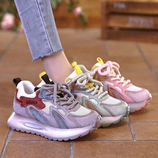 Damen Sportliche Sneaker mit atmungsaktiver Oberfläche und dämpfendem Sohlenprofil EB