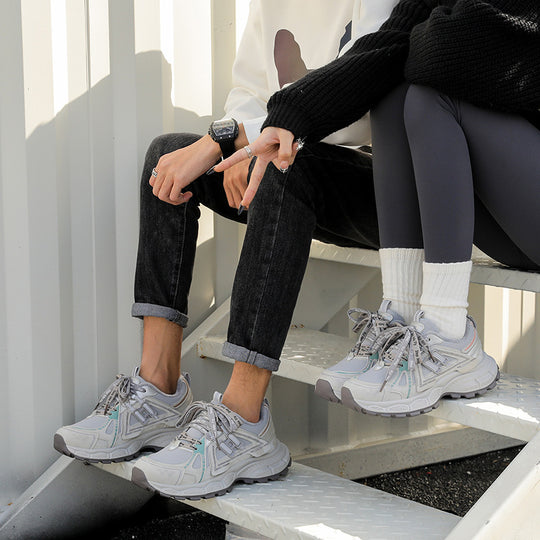 Damen Sportliche Trail-Sneaker mit rutschfester Sohle und atmungsaktivem Obermaterial EB
