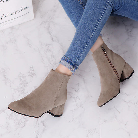 Damen Stiefeletten mit elegantem Reißverschluss und softem Obermaterial EB