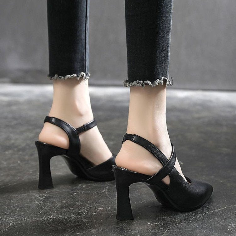 Damen Slingpumps mit verstellbarem Riemen und eleganter Absatzhöhe EB