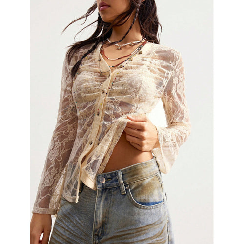 Damen Spitzenbluse mit zarter Wirkung und Knopfdetails EB