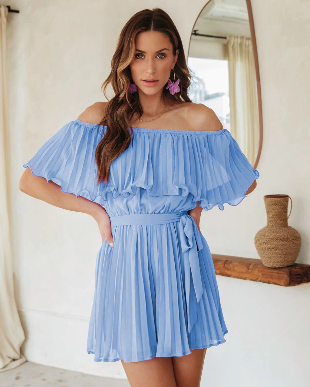 Damen Plissiertes Minikleid mit schulterfreien Puffärmeln und Taillengürtel EB