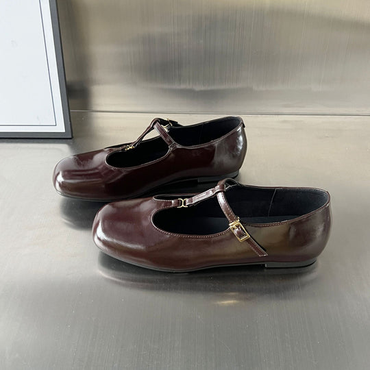 Damen Elegante Ballerinas mit doppeltem Riemen und modischem Glanzleder EB