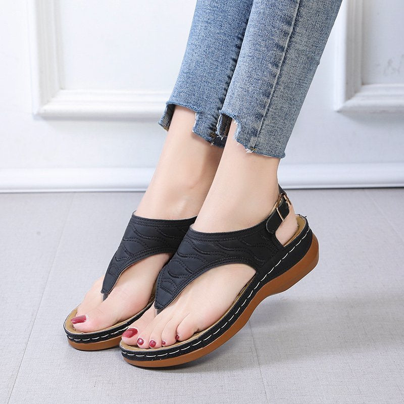 Damen Komfortable Zehentrenner-Sandalen mit ergonomischer Fußbett-Technologie EB