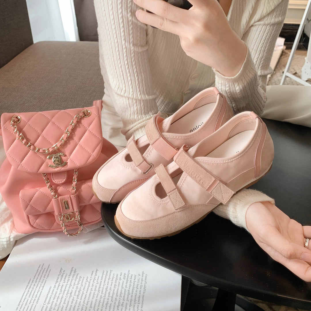 Damen Komfortable Sneaker mit verstellbaren Klettverschlüssen EB