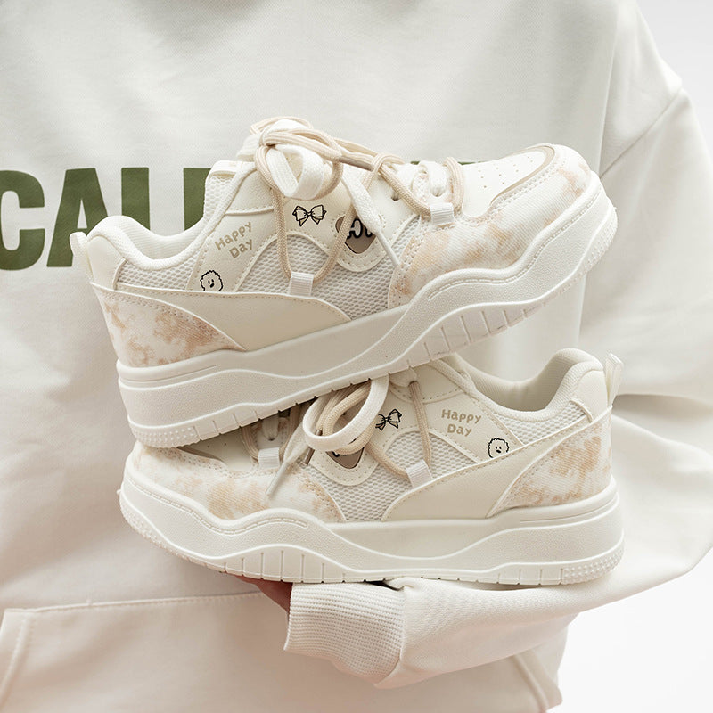 Damen Modische Sneakers mit einzigartigen Grafikelementen und flexibler Sohle EB