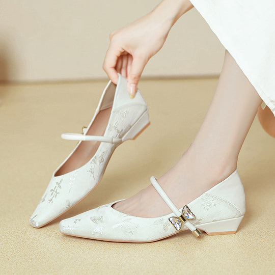 Damen elegante spitze Ballerinas mit verziertem Riemen und Glitzerakzenten EB