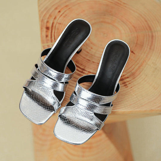 Damen modische Slides mit luxuriösem Metallic-Finish und komfortablem Fußbett EB