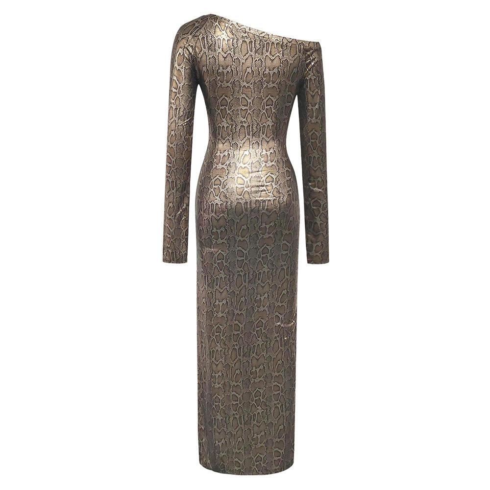 Damen Glamouröses Abendkleid mit schulterfreiem Design und hohem Schlitz EB
