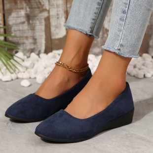 Damen  elegante Ballerina mit leichter Keilsohle und Krokoprägung EB