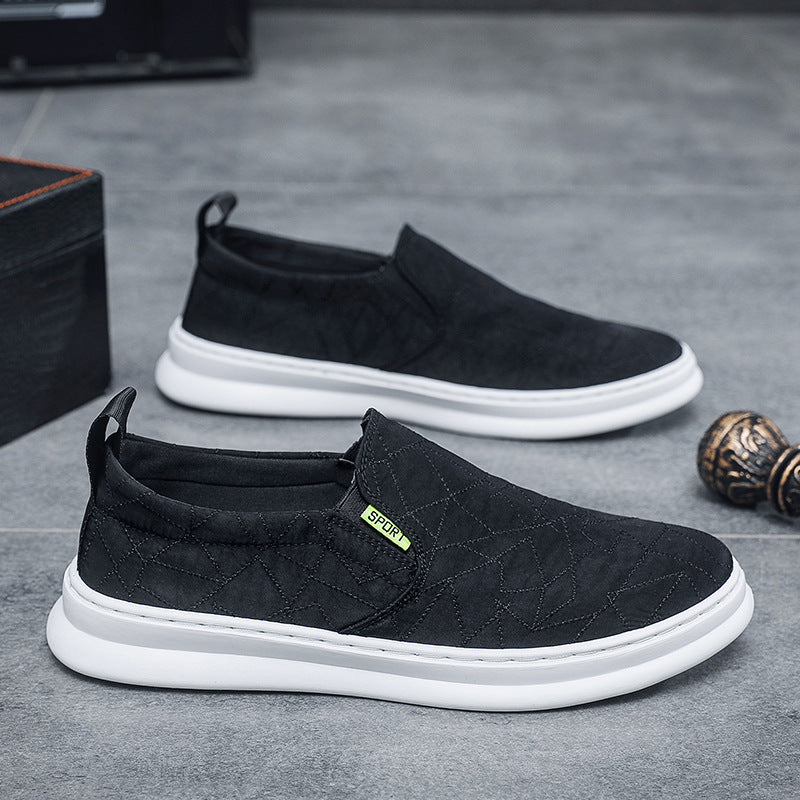 Damen Slip-On Sneakers mit atmungsaktiver Oberflächenstruktur und flexibler Sohle EB