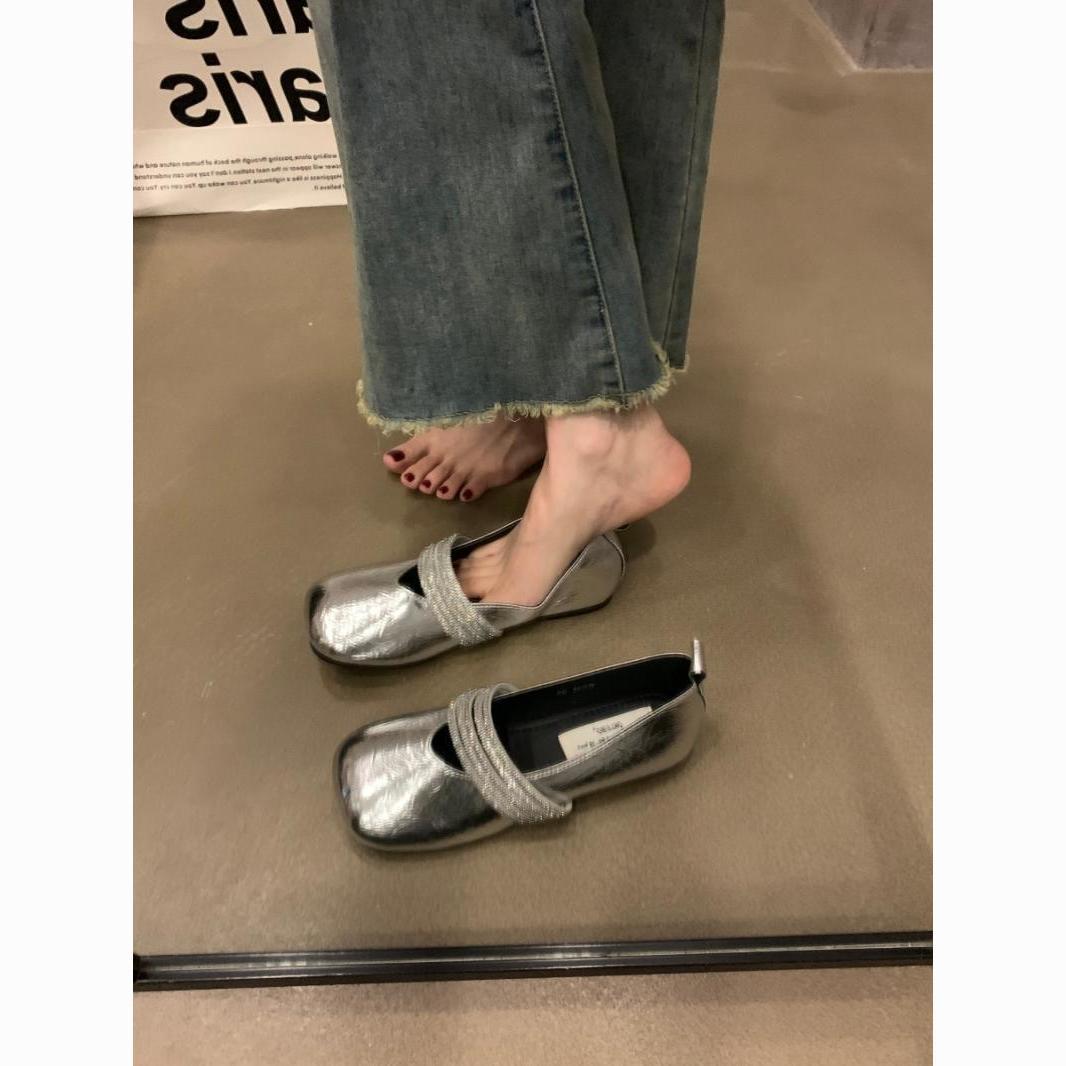 Damen elegante Ballerinas mit verzierten Riemchen EB