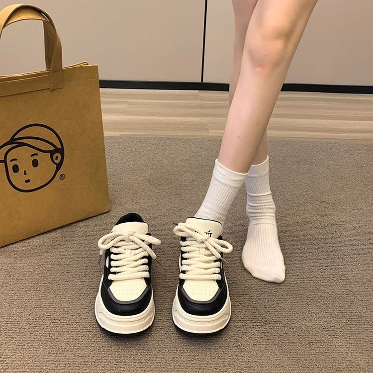 Damen trendige Sneakers mit sportlichem Design und dämpfender Sohle EB